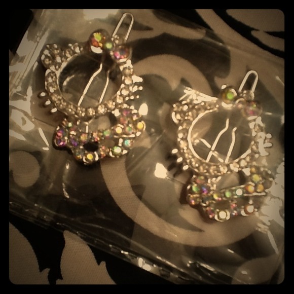 🎈Sold🎈Hello kity hair clips
