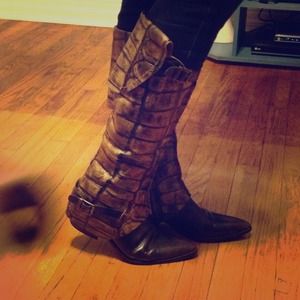 Cowboy style leather alligator boots