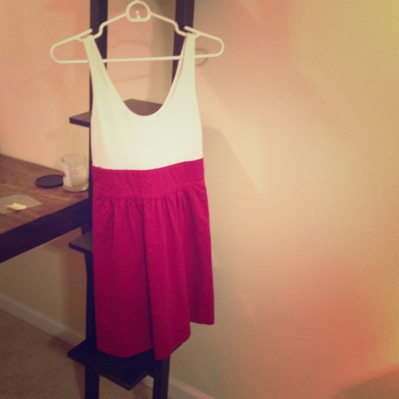 Express Dress - Picture 1 of 3