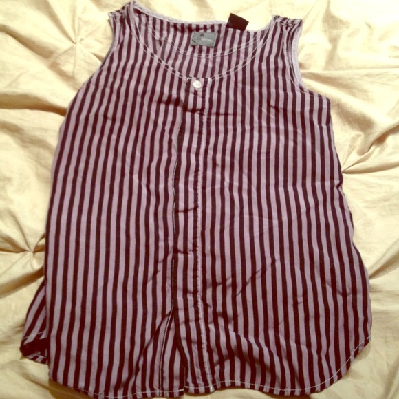 🎯Sold!! Sleeveless top