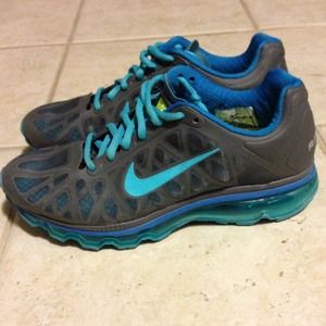 Like new Nike Air Max