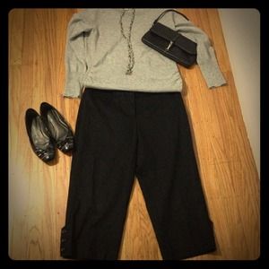 !!!SOLD!!! White house black market cropped pants