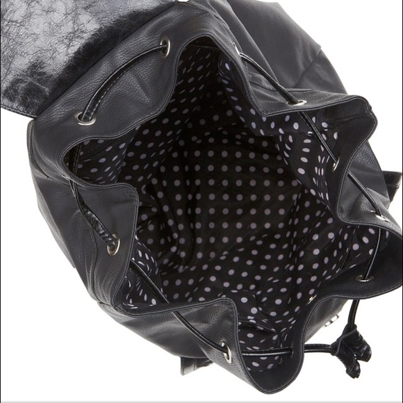 Call it spring backpack - Picture 3 of 4