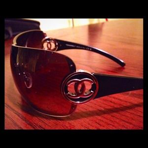 Authentic Chanel aviator sunglasses