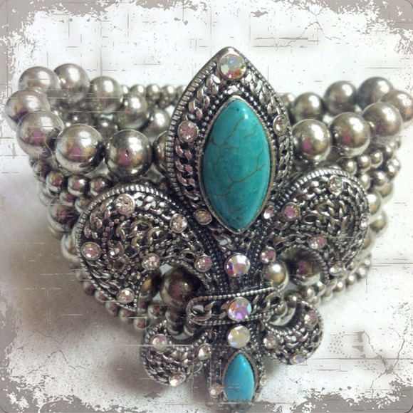 Stretch Bracelet - Picture 1 of 2