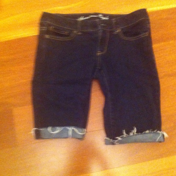 Dark wash American eagle shorts