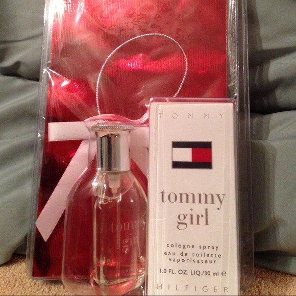 Tommy Hilfiger Women's cologne