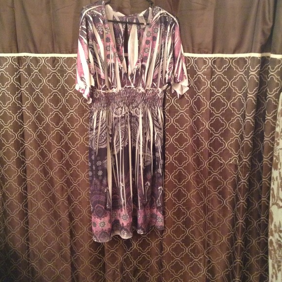 V neck dress