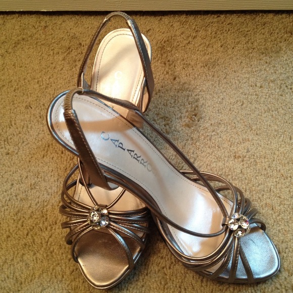 Caparos Heels