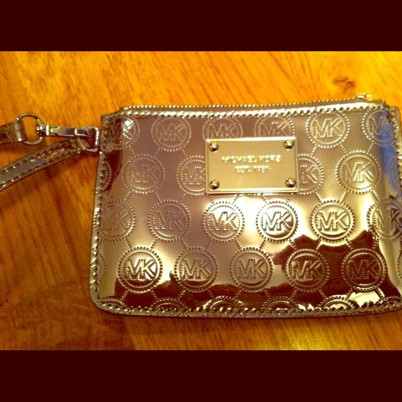 Michael kors metallic gray wallet