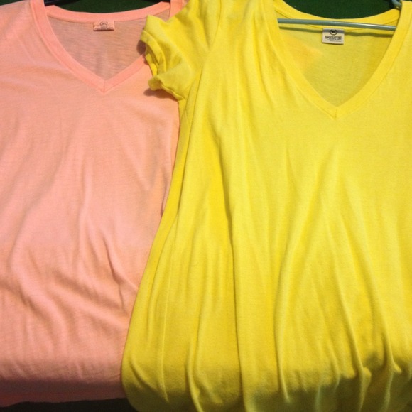 VS V-Neck BUNDLE!!!