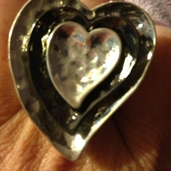 Black & silver stretch heart ring