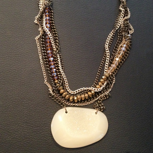 *REDUCED* Express Earth-toned Necklace