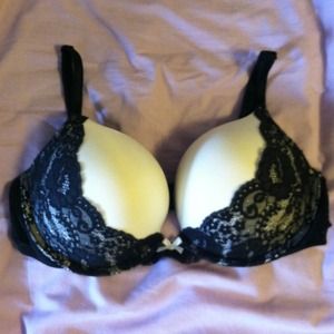 REDUCED Victoria's Secret Bombshell 34C