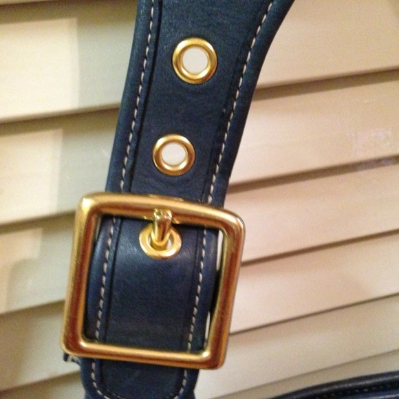 100% Authentic Coach - Picture 3 of 4