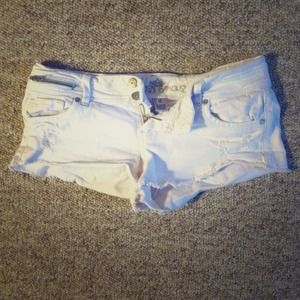 White short shprts