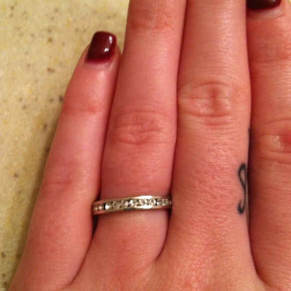 Sterling silver CZ ring size 6