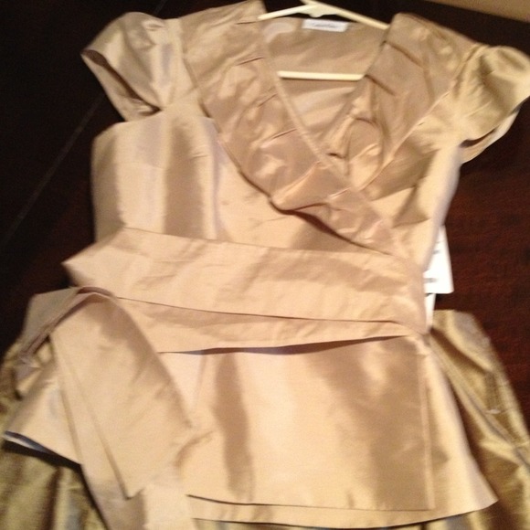 Gold tone Calvin Klein  blouse Xl