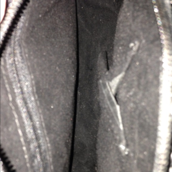 Forever 21 Black Handbag - Picture 3 of 4