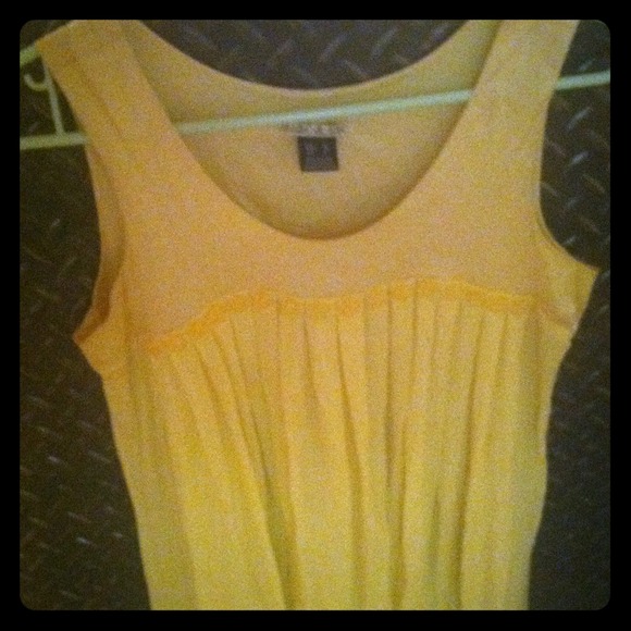 Cute yellow Mac & Jac dress
