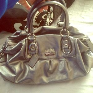 Coach Bag. 🎀HOLDING🎀