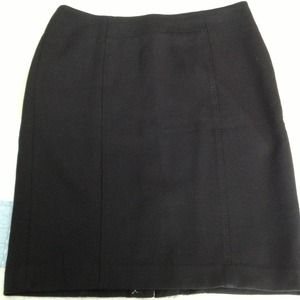 Black pencil skirt (stretchy material)✅REDUCED