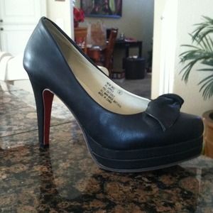 Cute black pumps from Francesca's