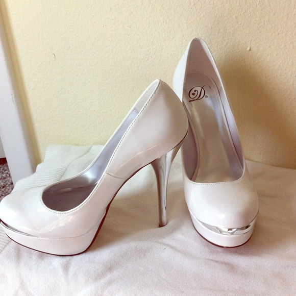 xxxTRADEDxxx Size 8 pumps
