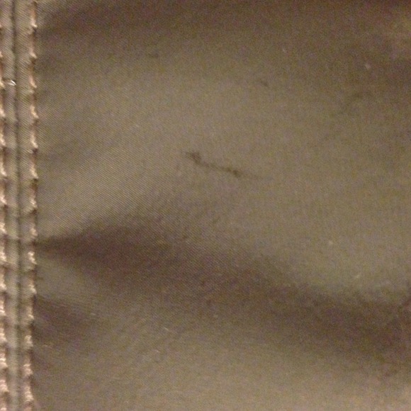 ✨SOLD✨Authentic Coach silver handbag - Picture 2 of 4