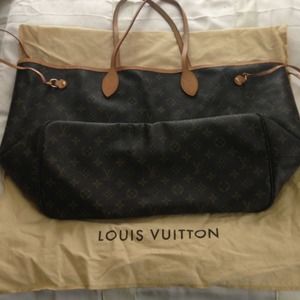 ⛔ON HOLD⛔Louis Vuitton Neverfull GM
