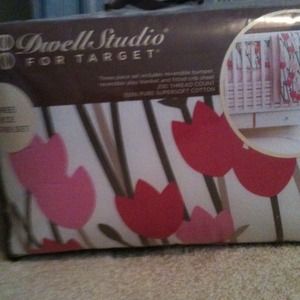 Three piece crib set