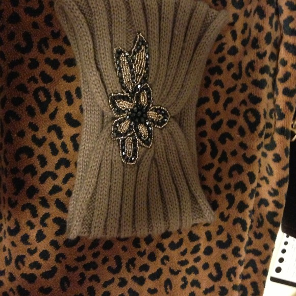 SOLD to @aguas05 winter headband