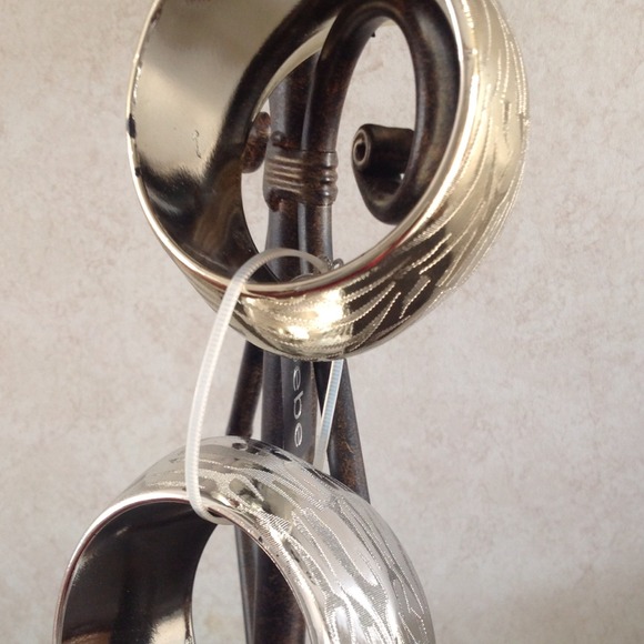 🚫SOLD🚫 - Picture 2 of 4