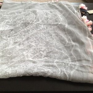 American Eagle, square scarf