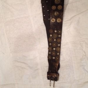 ✂REDUCED✂Brown and metal belt