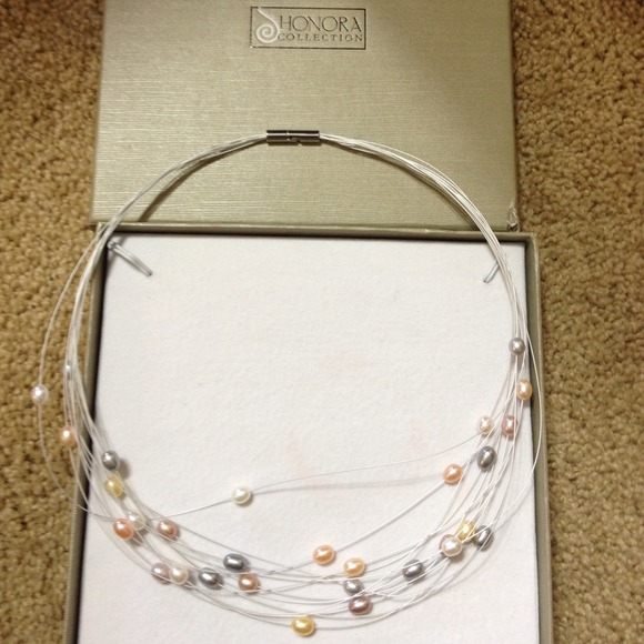 AUTHENTIC HONORA PEARL NECKLESS