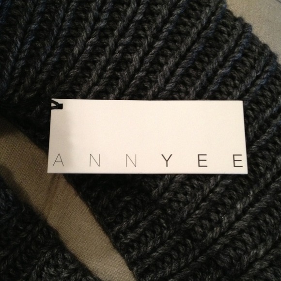 Bruna twist snood - Picture 4 of 4