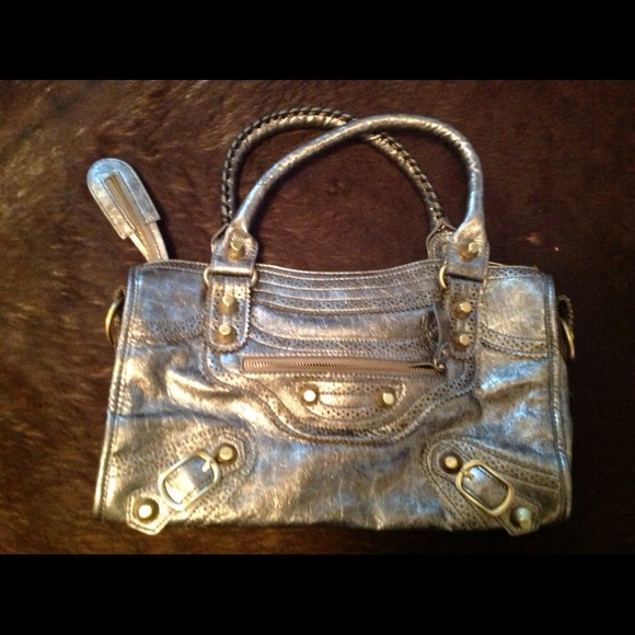 Handbag💢REDUCED💢