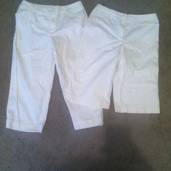 💢💢reserved💢💢Two pair of capris