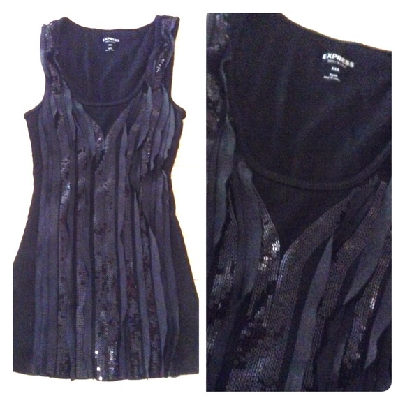 ⭕Sold⭕Express sequined black tank