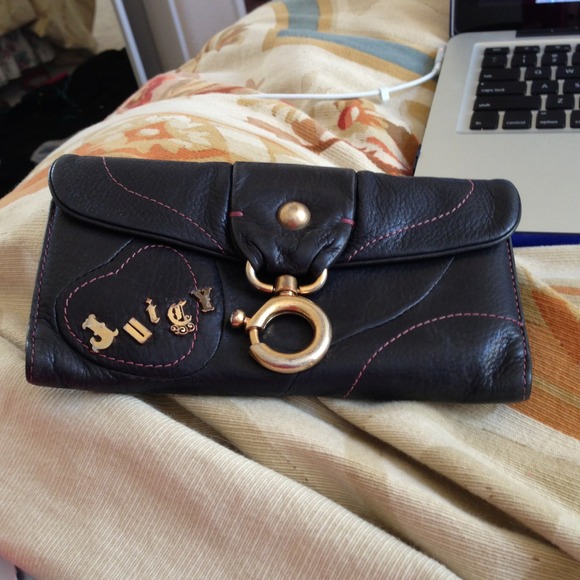 ❌SOLD $50 on ebay❌Juicy Couture Blk Leather Wallet