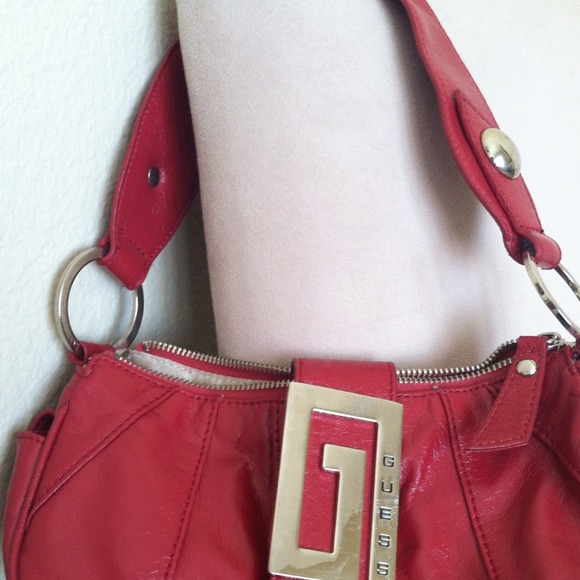 Red Guess hand bag