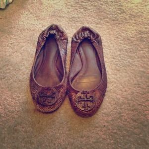 Tory burch snake skin Reva flats size 8