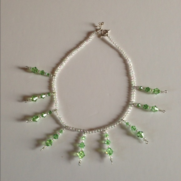 SPRING necklace & earrings for the small framed!