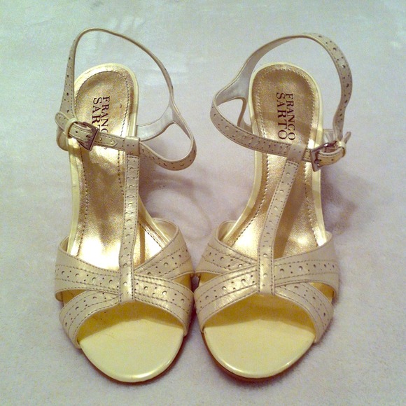 ❗Sold❗Franco Sarto Pearl  heels - Picture 1 of 3