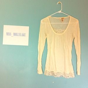 ROUTE 66- Size Small •Thin Long Sleeve Lace Shirt