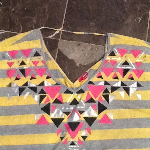 Aztec string back tee - Picture 2 of 4