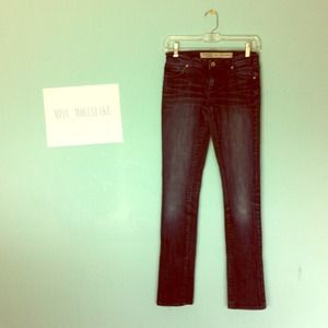CHAROLETTE RUSEE JEANS• Size 00 Regular•