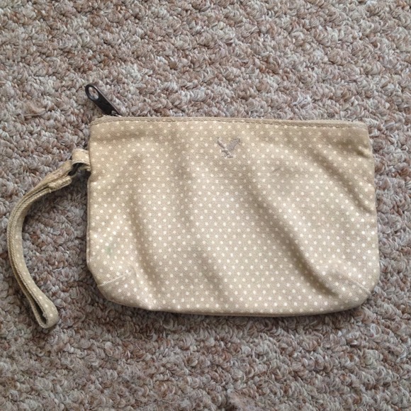 AE Polkadot Wristlet