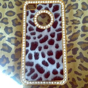 Luxury leopard iPhone 4 case.